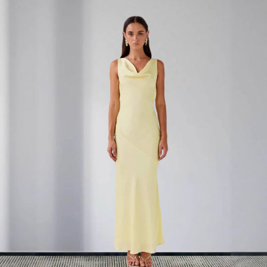 Damen Elegantes Maxikleid mit tiefem V-Ausschnitt und fließendem Stoff EB