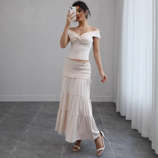 Damen Off-Shoulder Maxikleid mit gerafftem Rock und romantischem Design EB