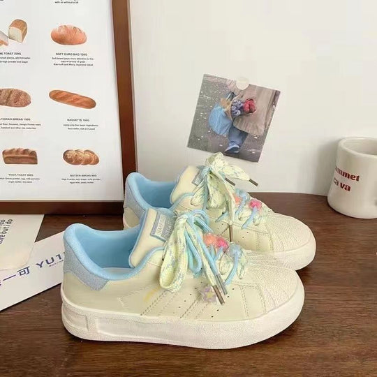 Damen modische Sneaker mit floralem Dekor und dämpfendem Sohlenprofil EB