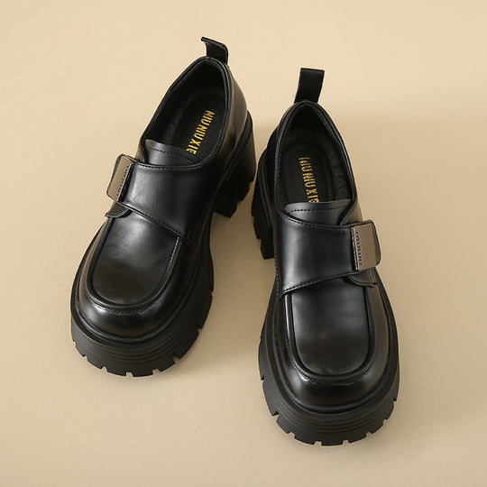 Damen Trendige Stiefeletten mit robuster Profilsohle und modischem Riemenverschluss EB