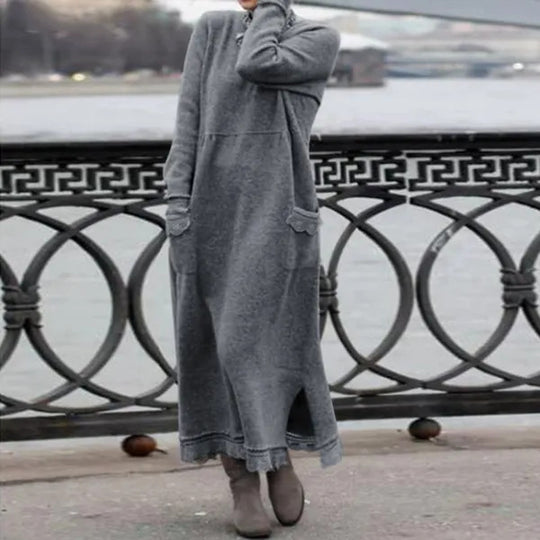Damen nan langes Strickmaxikleid mit Seitenschlitzen und aufgesetzten Taschen EB