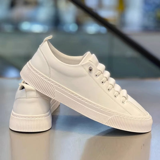 Damen Modische Sneakers mit einzigartigem Sohlenprofil und atmungsaktiver Oberflächenstruktur EB