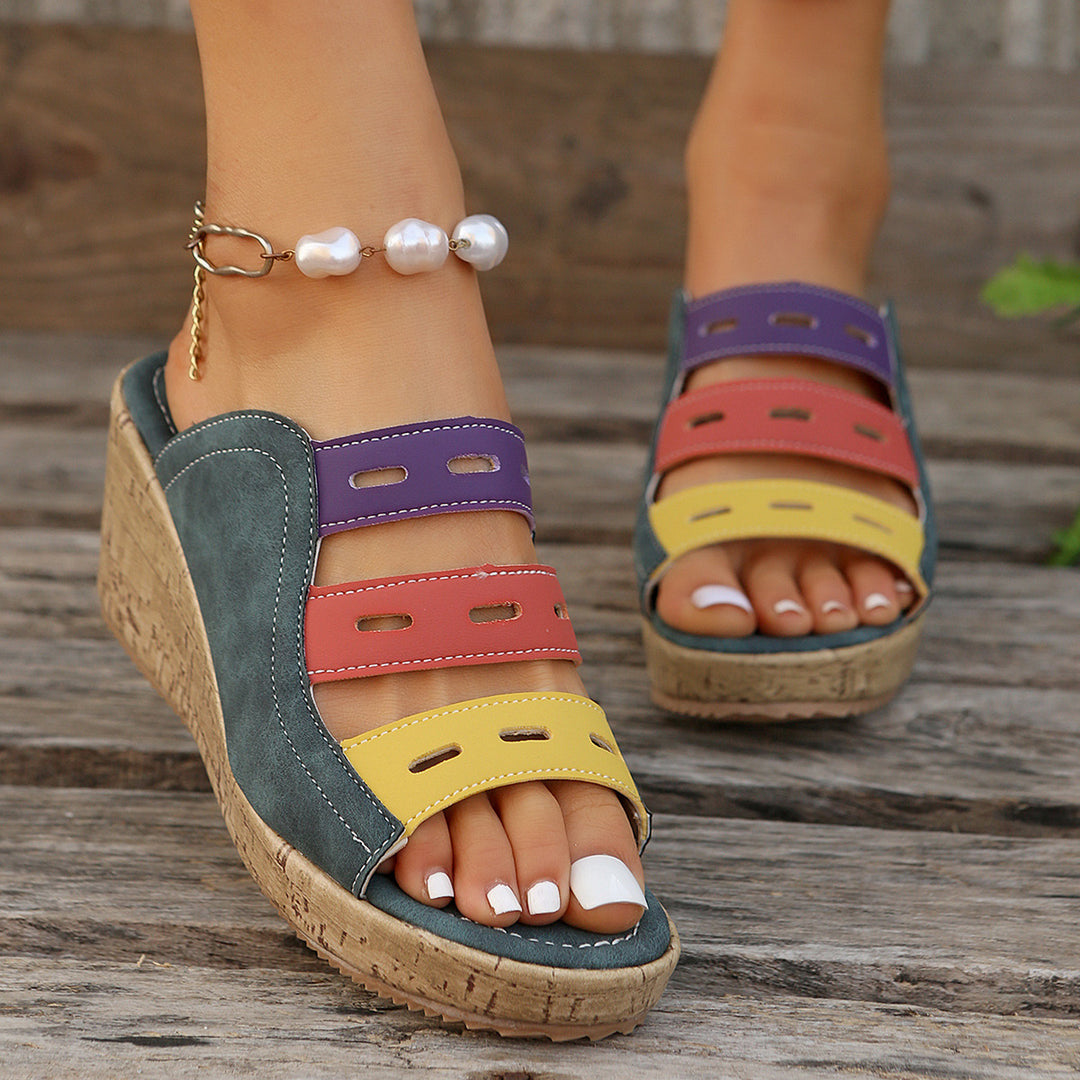 Damen Wedge-Sandaletten mit mehrfarbigen Riemen und komfortablem Korkfußbett EB