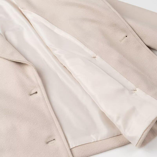 Damen elegante Wolljacke mit doppelter Knopfleiste und modernen Details EB