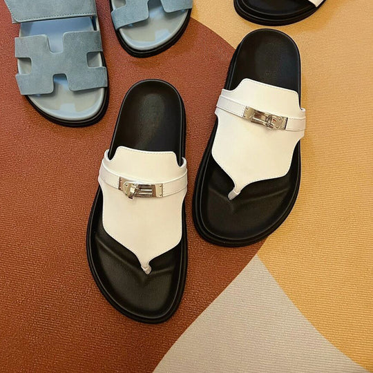 Damen Riemensandalen mit elegante Schnallenapplikation EB