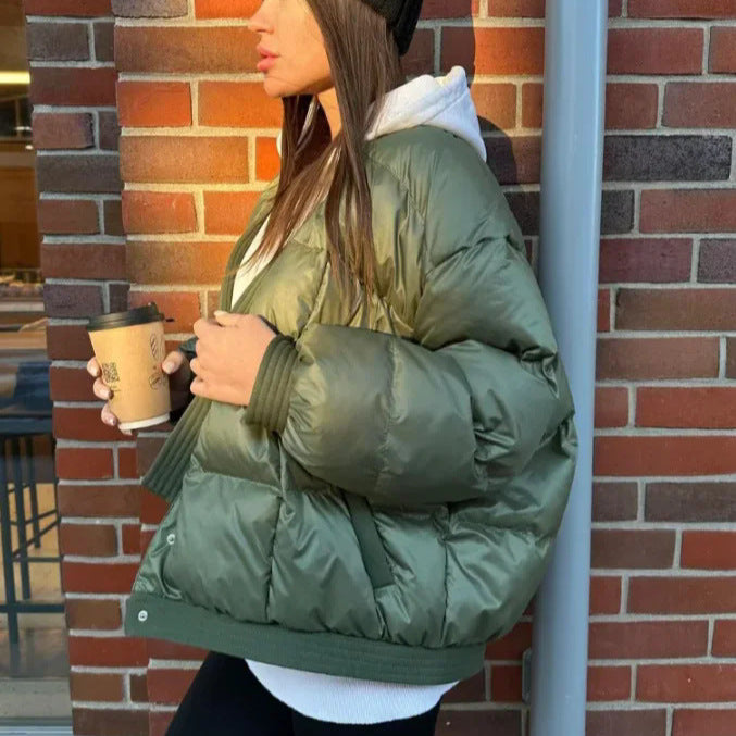 Damen gesteppte Übergangsjacke mit modischem Schnitt und praktischen Taschen EB