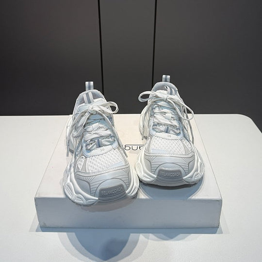 Damen Sportliche Performance-Sneaker mit atmungsaktiver Mesh-Oberfläche und dämpfender Sohle EB