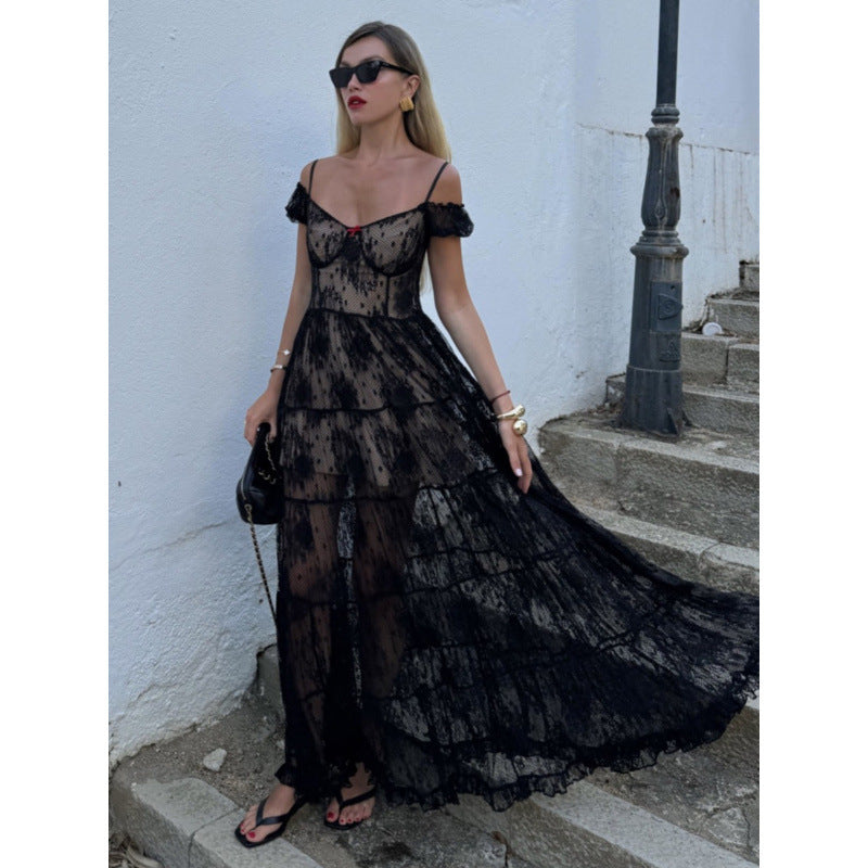 Damen Elegantes Spitzenkleid mit asymmetrischem Saum und verspielten Rüschendetails EB