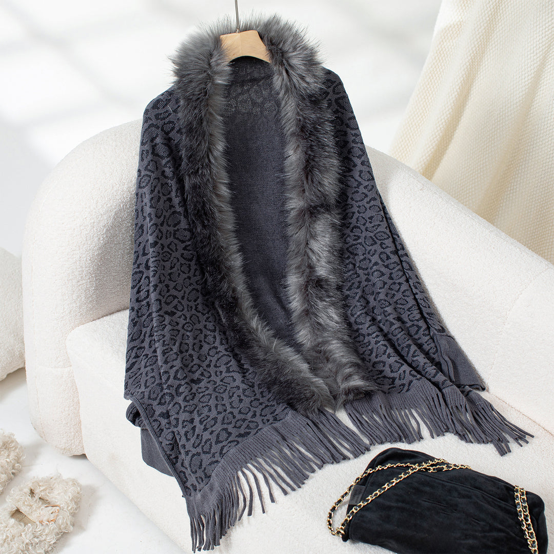 Damen eleganter Strickponcho mit luxuriösem Kunstfellkragen und fransigem Saum EB