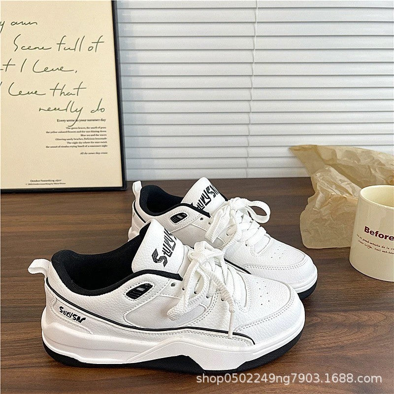 Damen Sportliche Sneaker mit rutschfester Sohle und atmungsaktivem Obermaterial EB