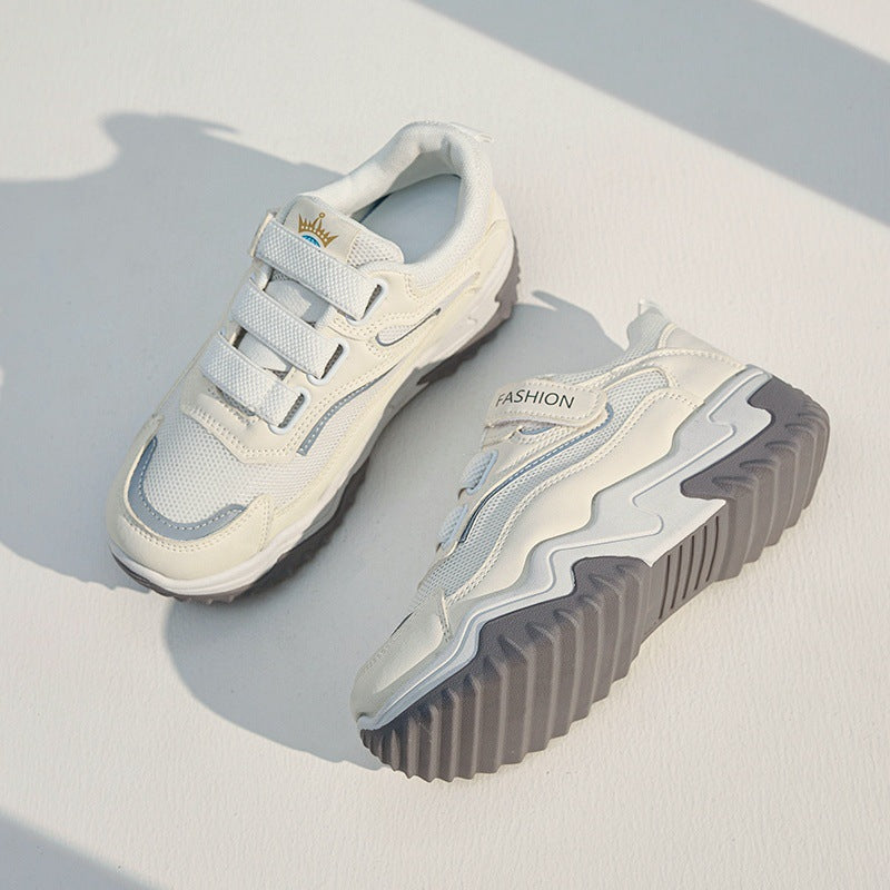 Damen Sportliche Sneaker mit atmungsaktiven Obermaterial und komfortablem Klettverschluss EB