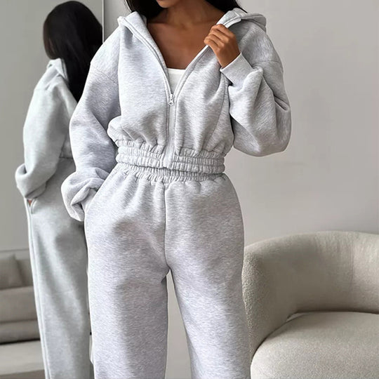 Damen Cropped‑Zip‑Hoodie mit Ballonärmeln und hochgeschnittener Jogginghose mit gerafftem Taillenbund EB