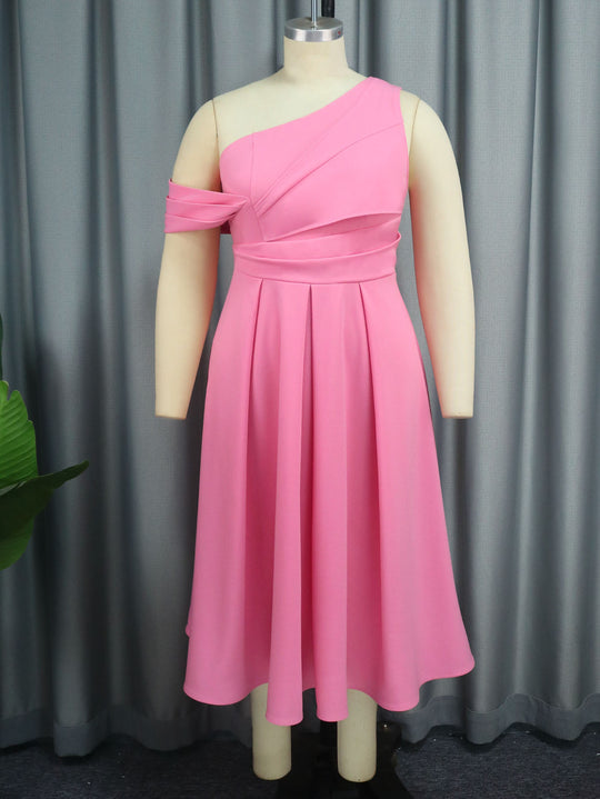 Damen Abendkleid mit asymmetrischem Schnitt und elegantem Oberteil EB