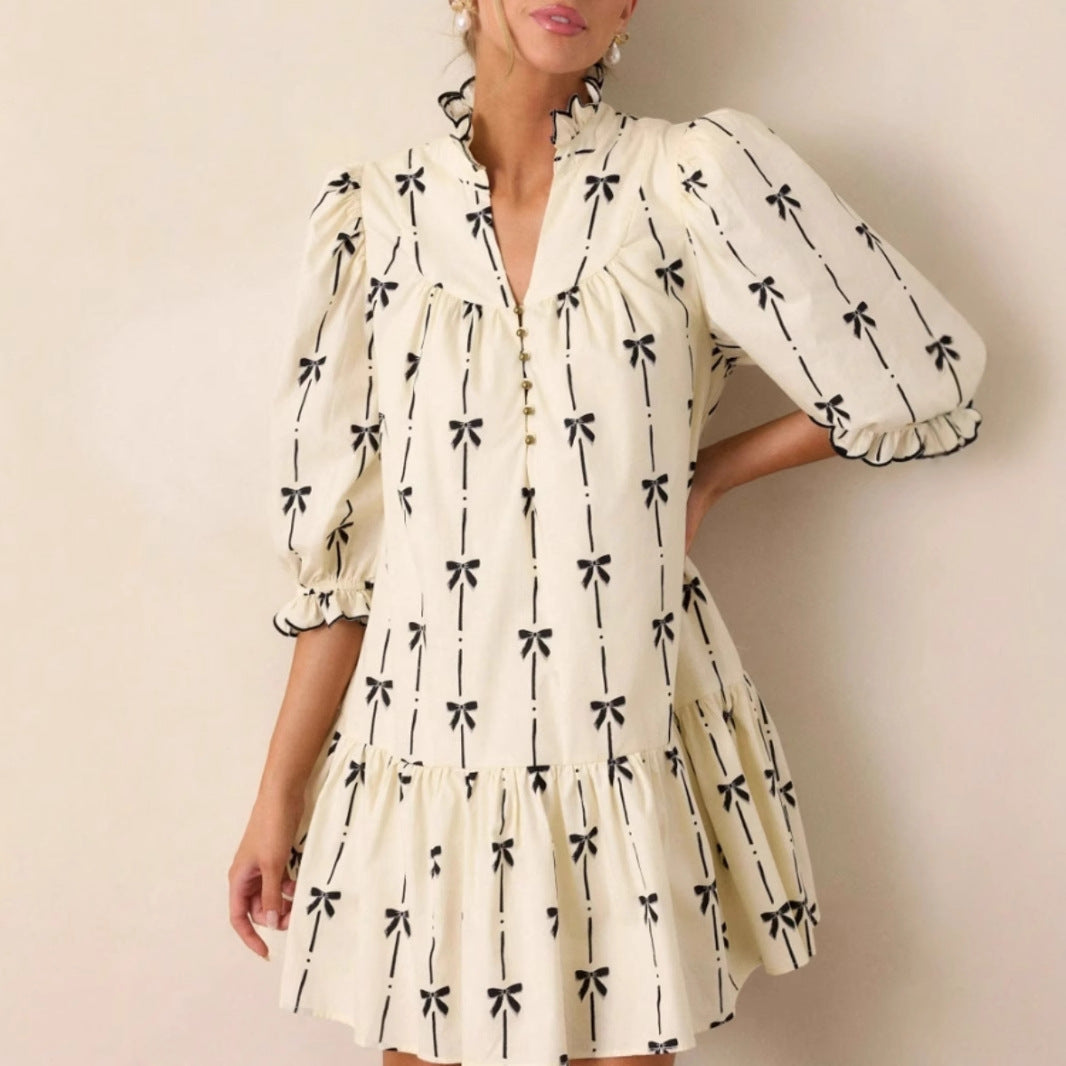 Damen luftiges Freizeitkleid mit Rüschen und zartem Schleifenprint EB