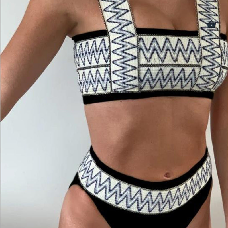 Damen Sportlicher Bikini mit breiten Trägern und geometrischem Muster EB