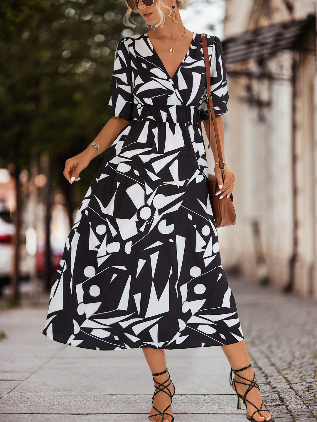 Damen Midikleid mit geometrischem Muster und elastischem Bund EB