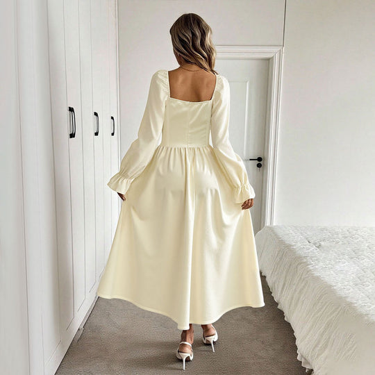 Damen romantisches Midikleid mit Korsagen-Taille, Quadratausschnitt und voluminösen Ärmeln Eichborn Berlin