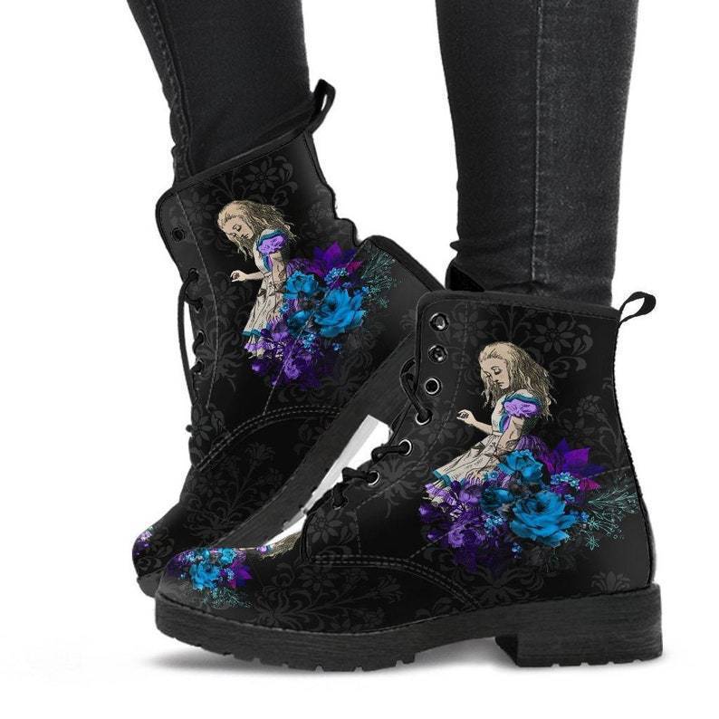 Damen nan modische knöchelhohe Schnür-Bikerboots mit auffälligem Totenkopf-Rosen-Print und robuster Profilsohle EB