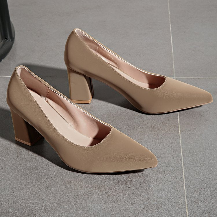 Damen Elegante Pumps mit modischem Blockabsatz und spitzem Design EB
