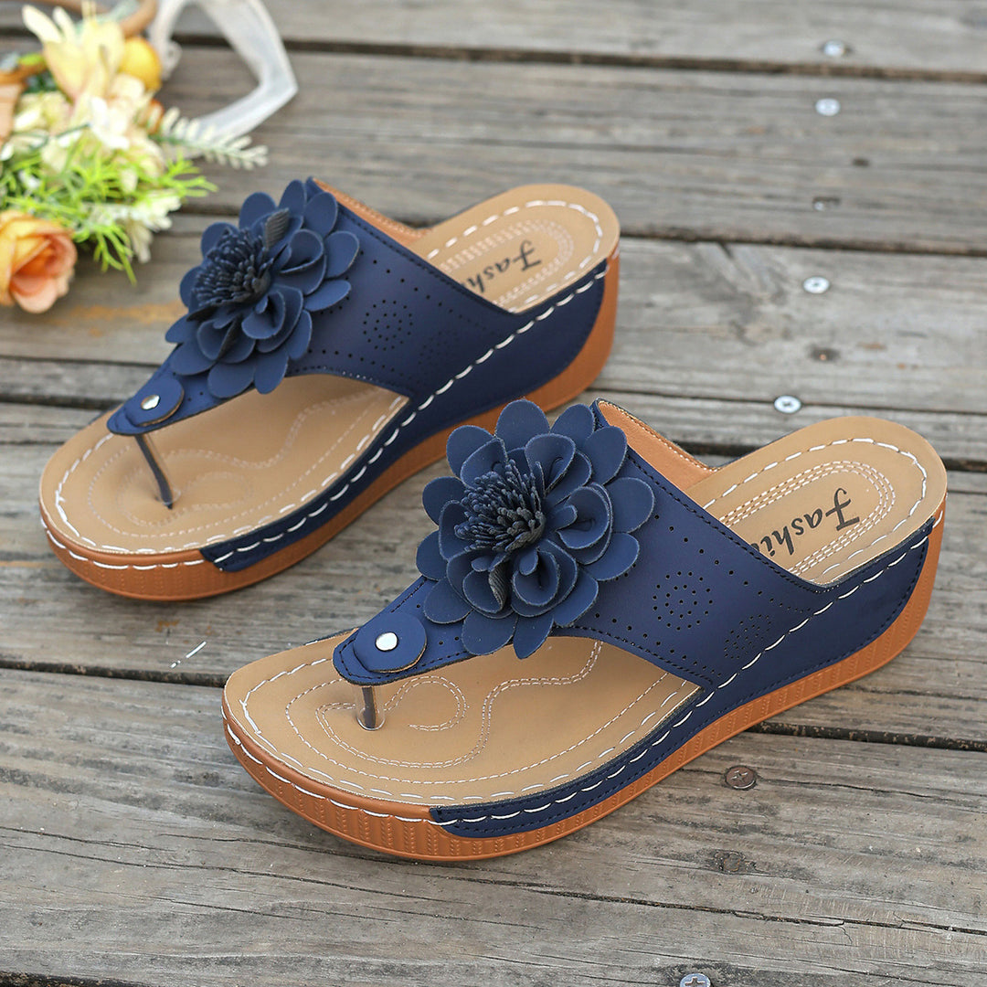 Damen Komfortable Sandalen mit Blumenapplikationen EB