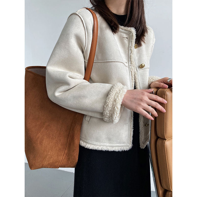 EB | Hochwertige & Elegante Knopfjacket