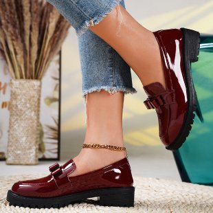 Damen Mokassins mit glänzender Lackoberfläche und modischer Schleifenapplikation EB