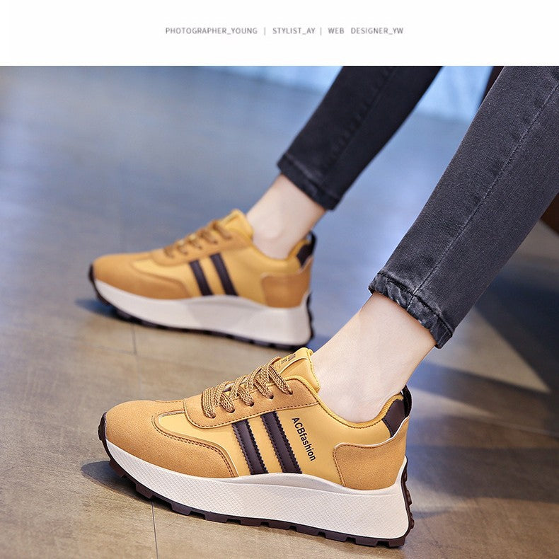 Damen Urbaner Freizeitsneaker mit dämpfendem Sohlenprofil und modischem Design EB