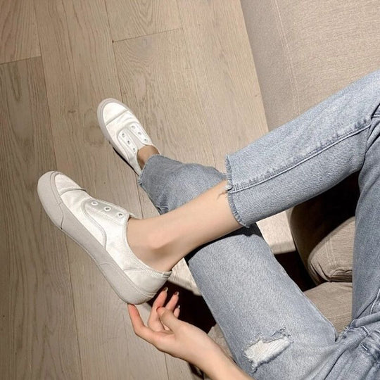 Damen trendige Slip-On Sneakers mit metallic-finish EB