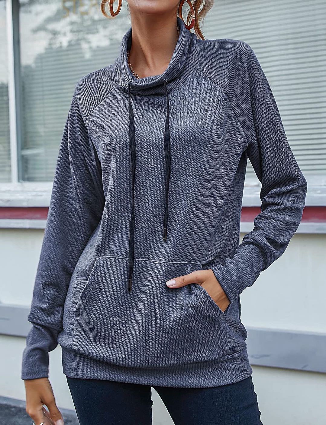 Damen modischer Kapuzensweater mit praktischen Taschen und ergonomischem Schnitt EB