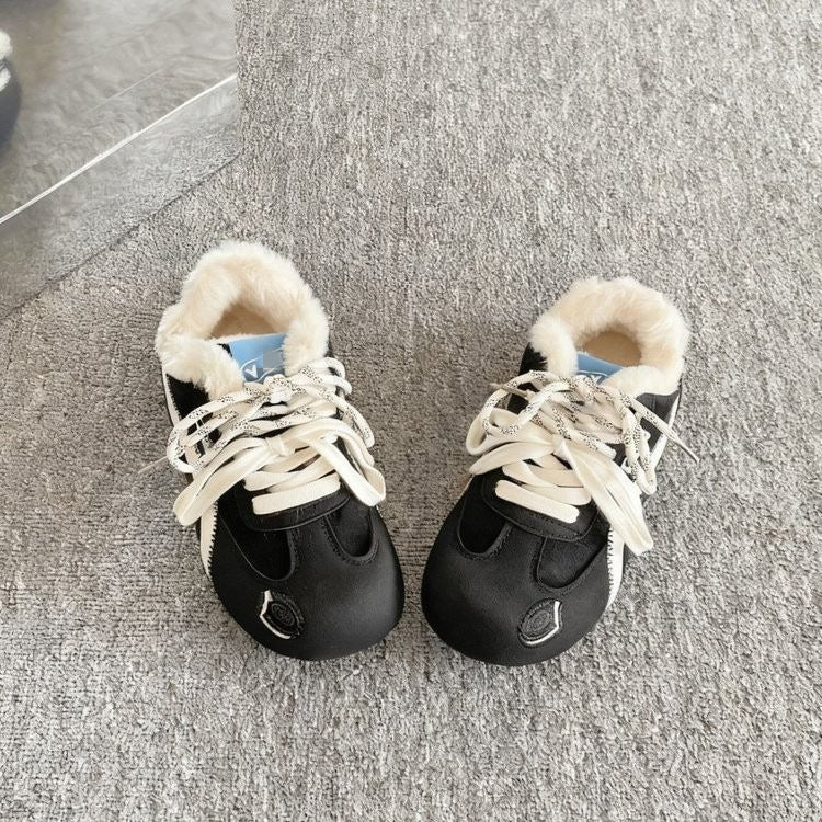 Damen Sportliche Sneakers mit kuscheligem Innenfutter und robustem Obermaterial EB