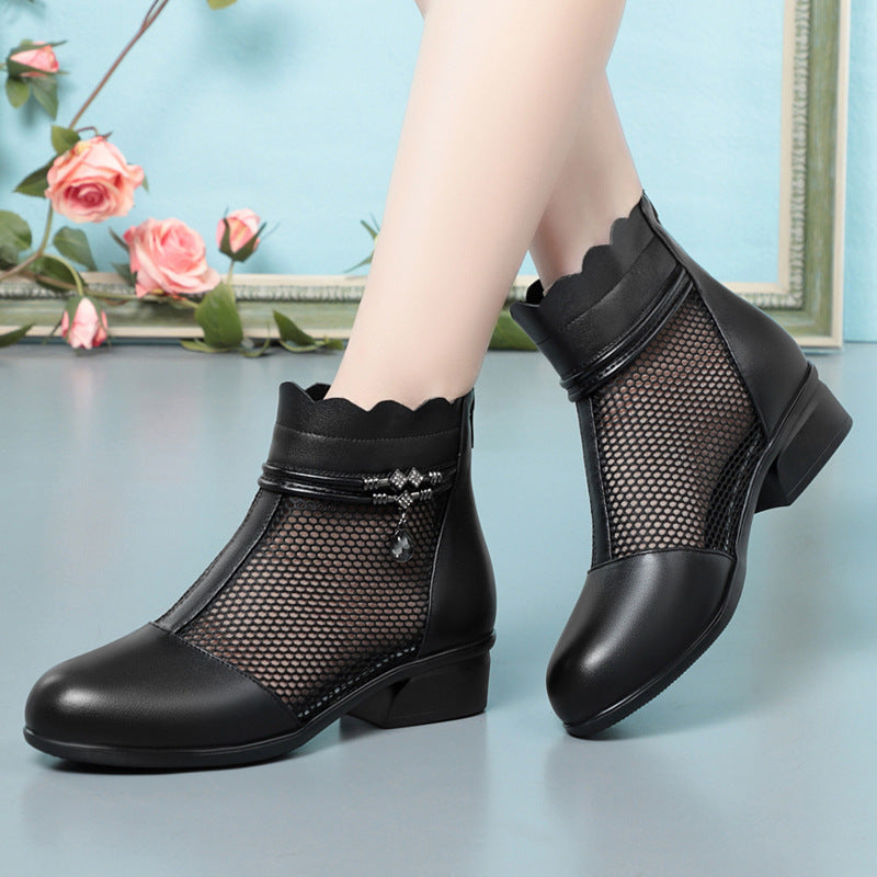 Damen Exklusive Ankle Boots mit dekorativem Netzdesign und elegantem Schmuckdetail EB