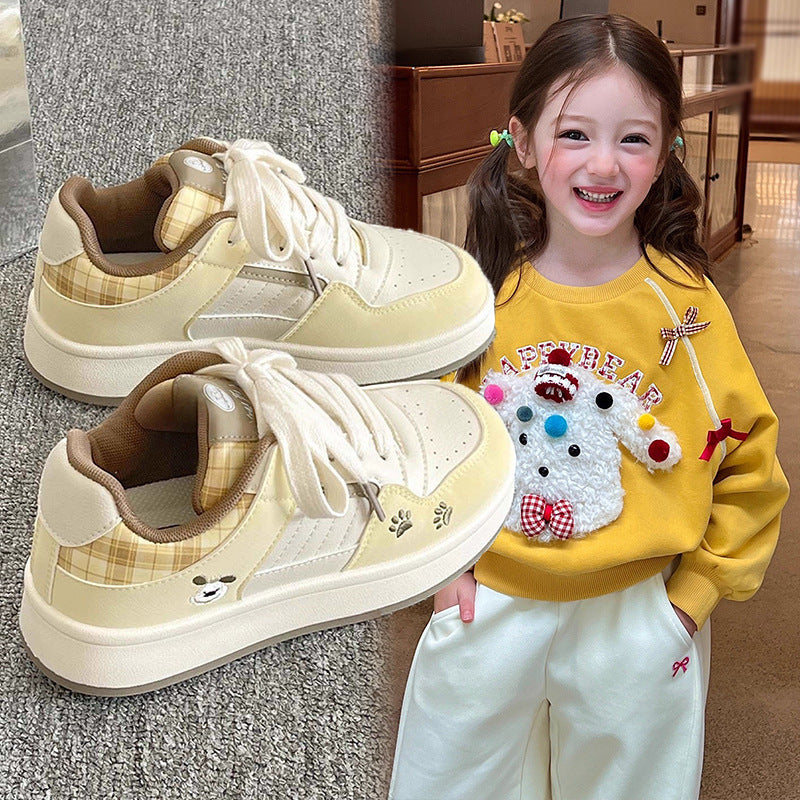 Damen Sneakers im lässigen Retro-Design mit karierten Akzenten und bequemer Sohle EB
