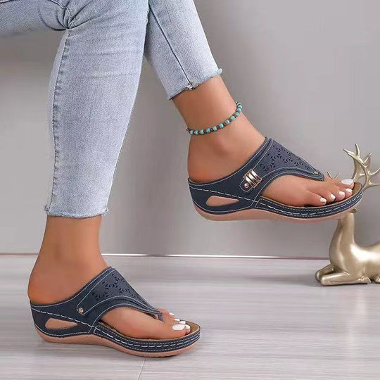 Damen Bequeme Zehentrenner-Sandalen mit anatomischem Fußbett und verstellbarem Riemendesign EB