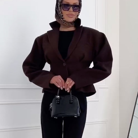 Damen strukturierter Blazer mit aufwendigen Schulterpolstern EB
