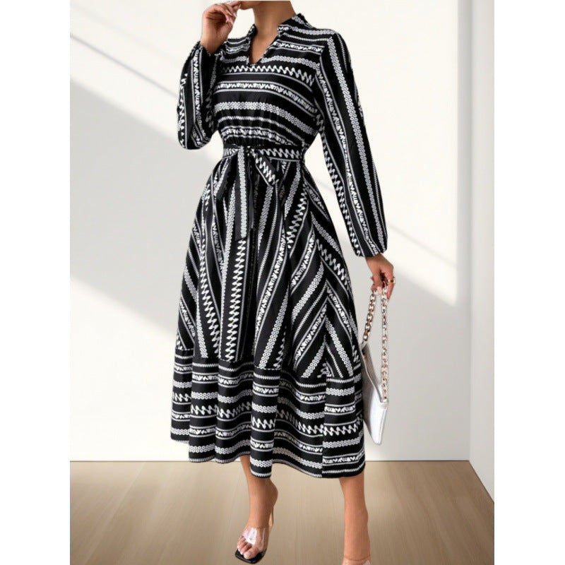 Damen Maxikleid mit modernem geometrischem Muster und schönem Taillengürtel EB