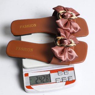 Damen Modische Slide-Sandalen mit glänzendem Schleifen-Detail EB