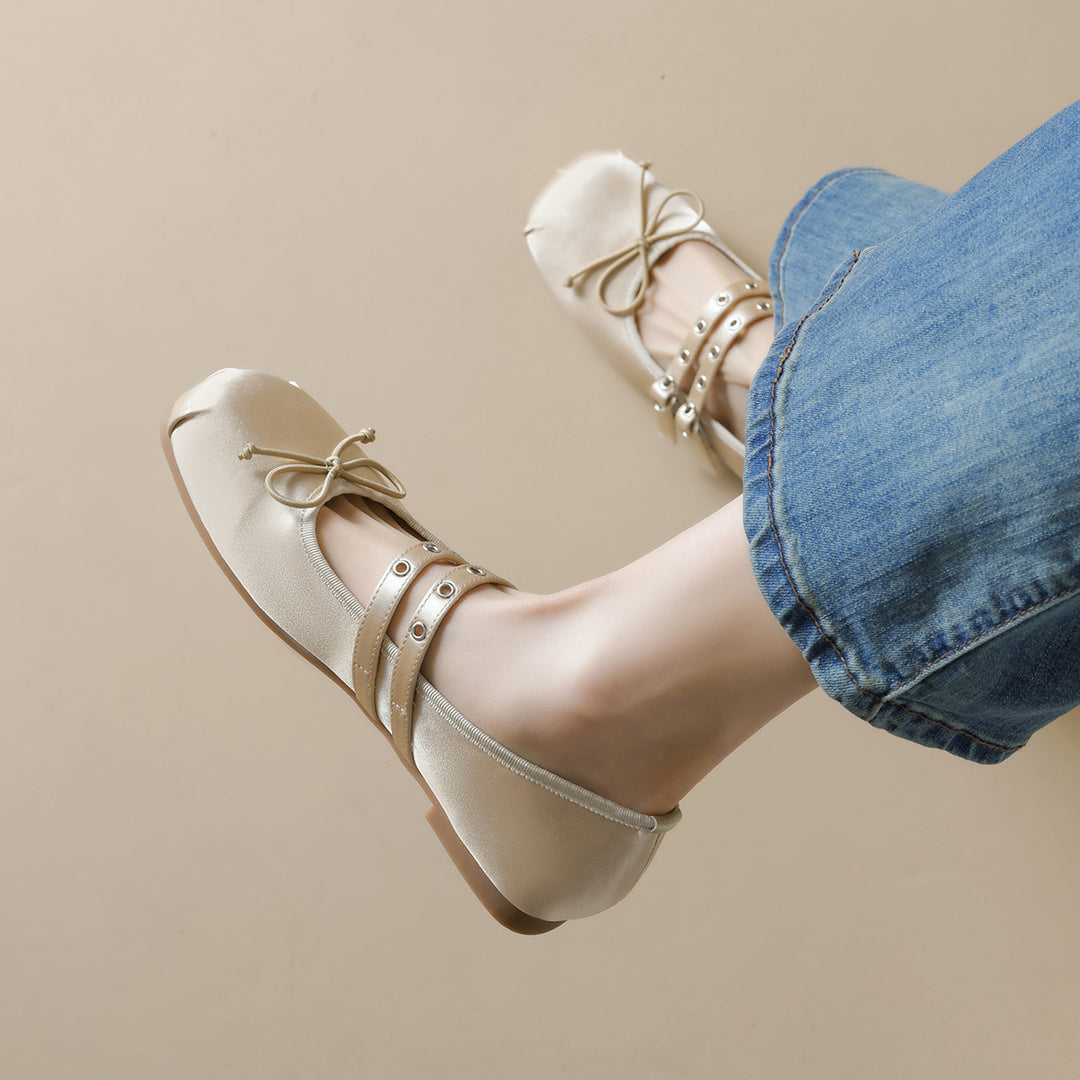 Damen Ballerinas mit verstellbarem Riemen und stilvollem Schleifendetail EB