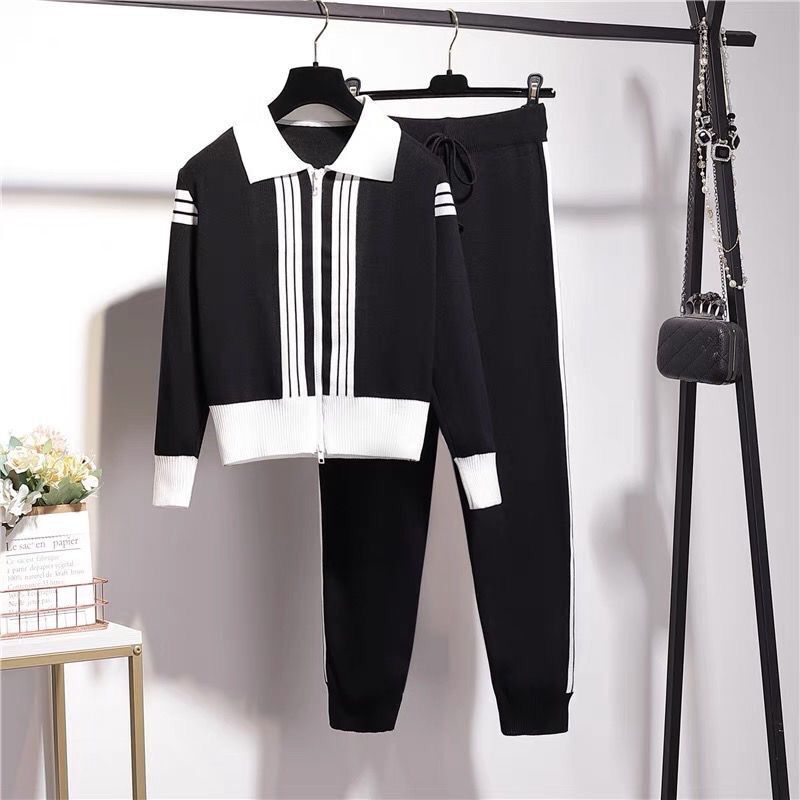 Damen modisches Strick-Loungewear-Set mit Reißverschluss und sportlichen Details EB