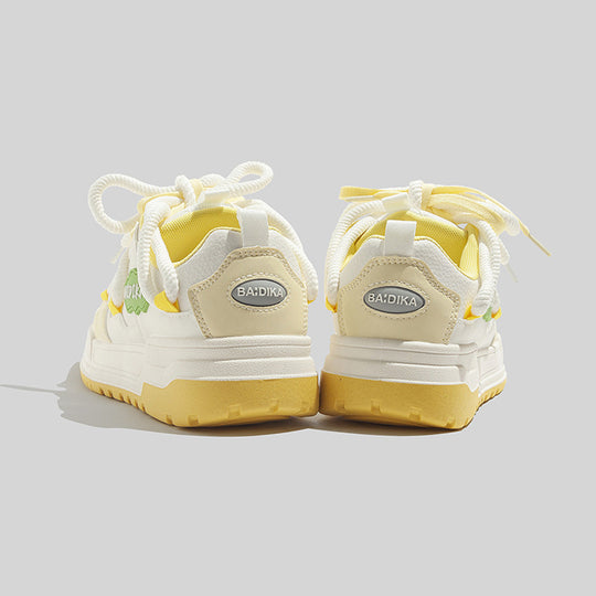 Damen Sportliche Sneakers mit innovativem Design und atmungsaktiven Materialien EB
