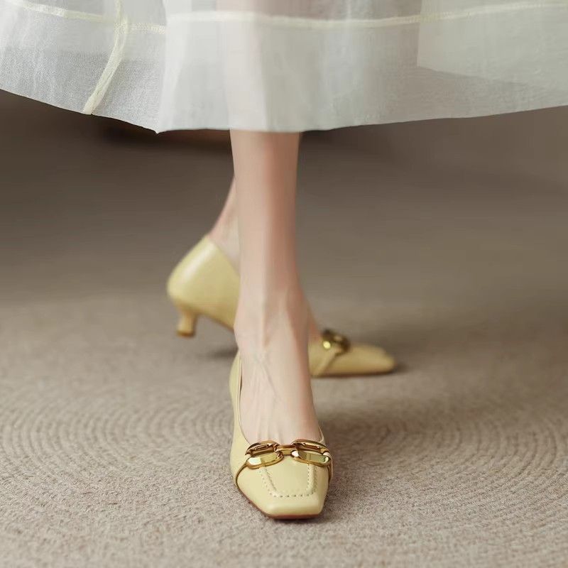 Damen Ballerinas mit elegantem Kettenakzent EB