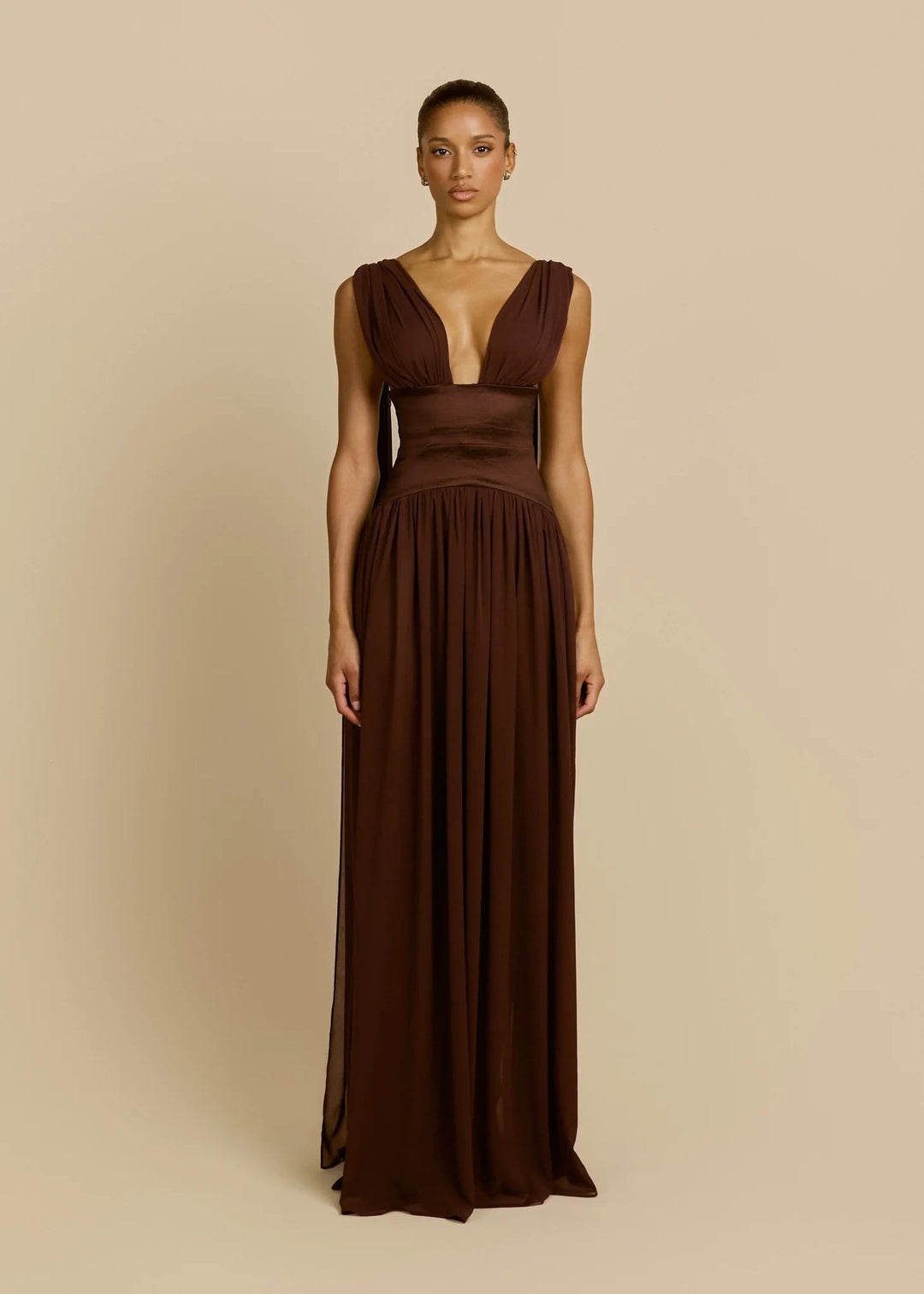 Damen Elegantes Langarm-Maxikleid mit tiefem V-Ausschnitt EB