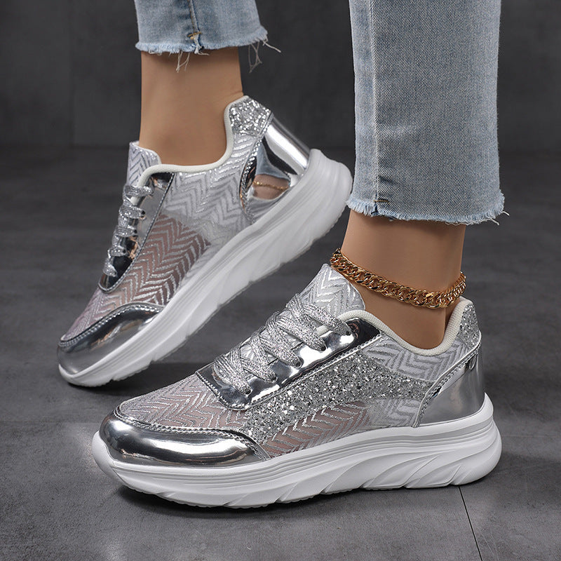 Damen nan glamouröser auffälliger Sneaker mit Glitzerpaneelen jacquardgewebtem Obermaterial und ergonomischer Wellenlaufsohle EB