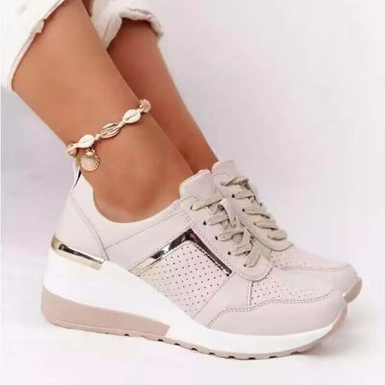 Damen  moderne Sneaker mit Metallic-Details, dämpfender Plateausohle und atmungsaktivem Mesh-Obermaterial EB