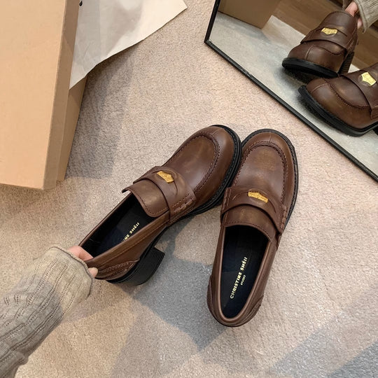 Damen elegante Loafer mit luxuriös verleimtem Leder und komfortablem Blockabsatz EB