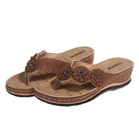 Damen Komfortable und stilvolle Riemchen-Sandalen mit floralem Design EB