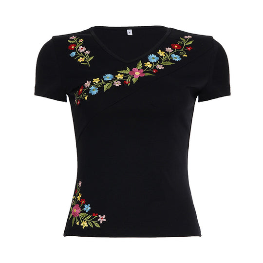 Damenbluse mit floralem Stickdesign und tailliertem Schnitt EB