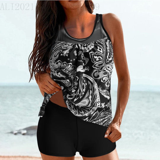 Damen Sportliches Strandoutfit mit modischer Raffung EB