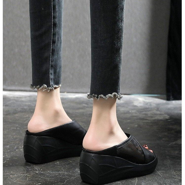 Damen Wedge-Pantoletten mit atmungsaktiver Mesh-Oberfläche und komfortabler Sohle EB