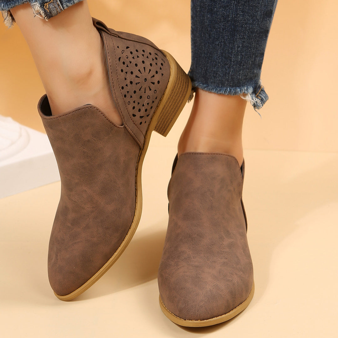 Damen Elegante Ankle Boots mit luftiger Lochmuster-Optik EB