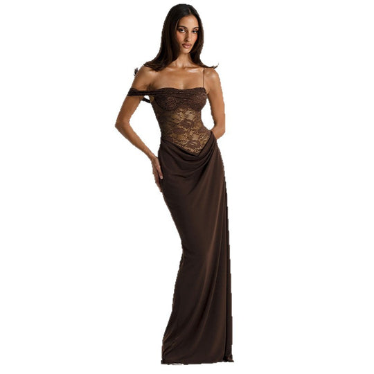 Damen Off-Shoulder Abendkleid mit raffinierten Spitzen-Applikationen und fließendem Material EB